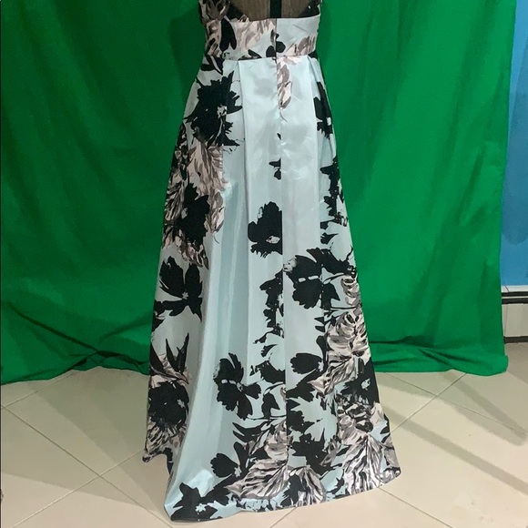 Bold Flower Hi Low Party Dress - Picture 7 of 8